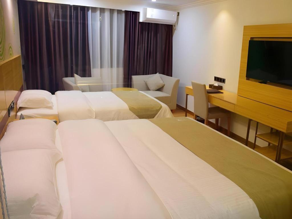 Greentree Inn Qingyuan Qinghe Avenue Branch Exterior foto